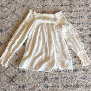 Stretchy Flowy Off the Shoulder Long Sleeve Shirt